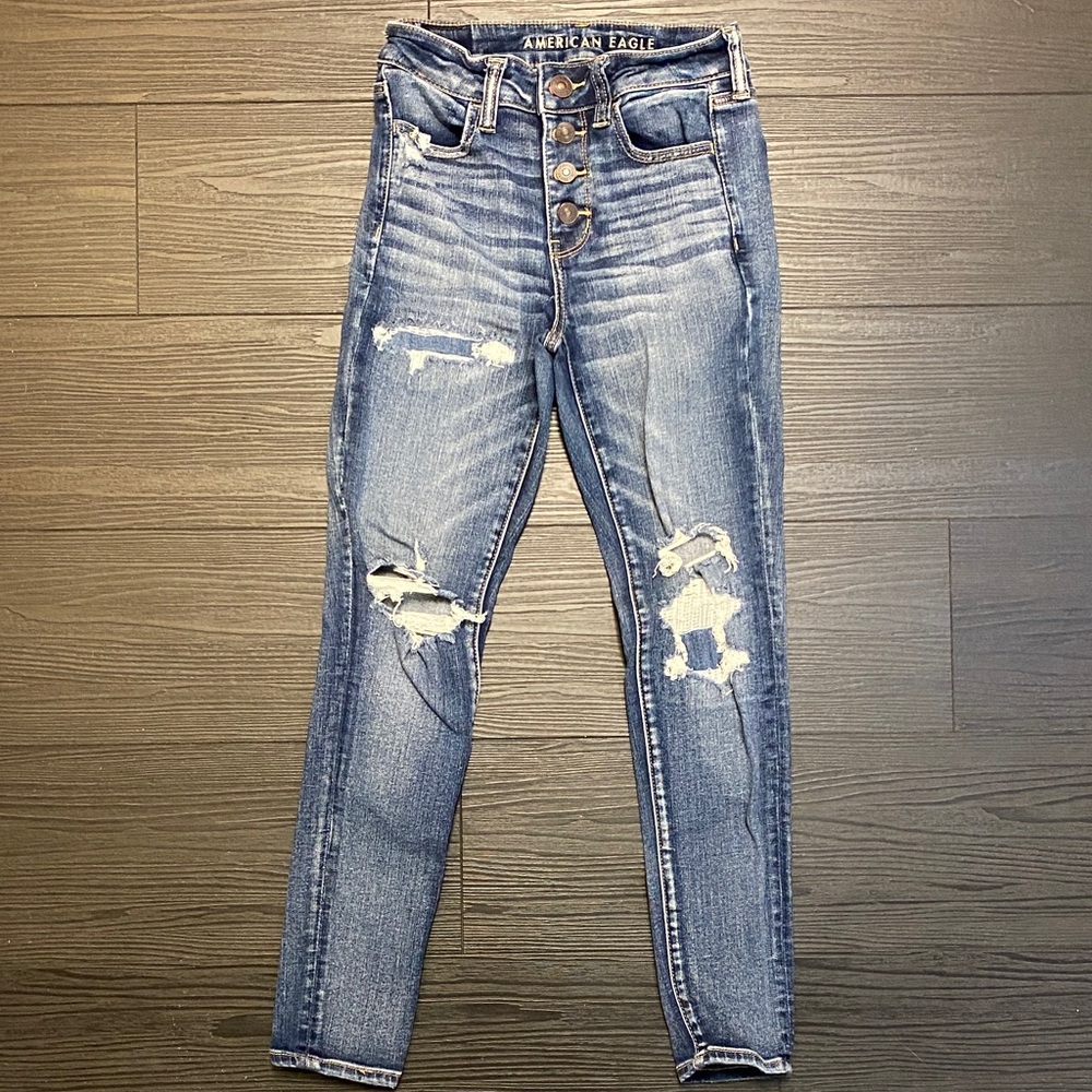 American Eagle Outfitters High Rise Blue Jeans